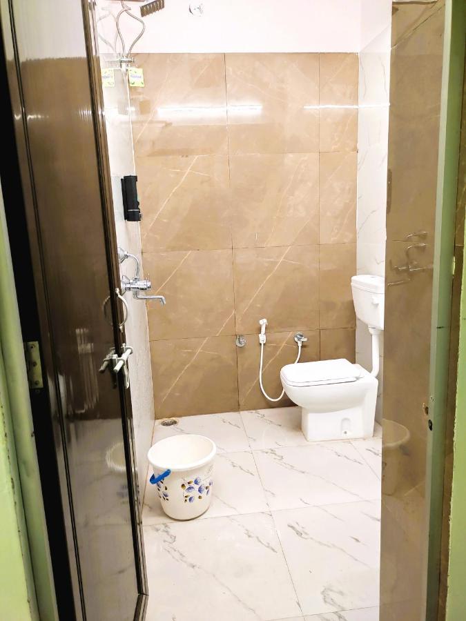 Yellow Homestay - Modern 2Bhk Ac Stay Jabalpur Eksteriør billede