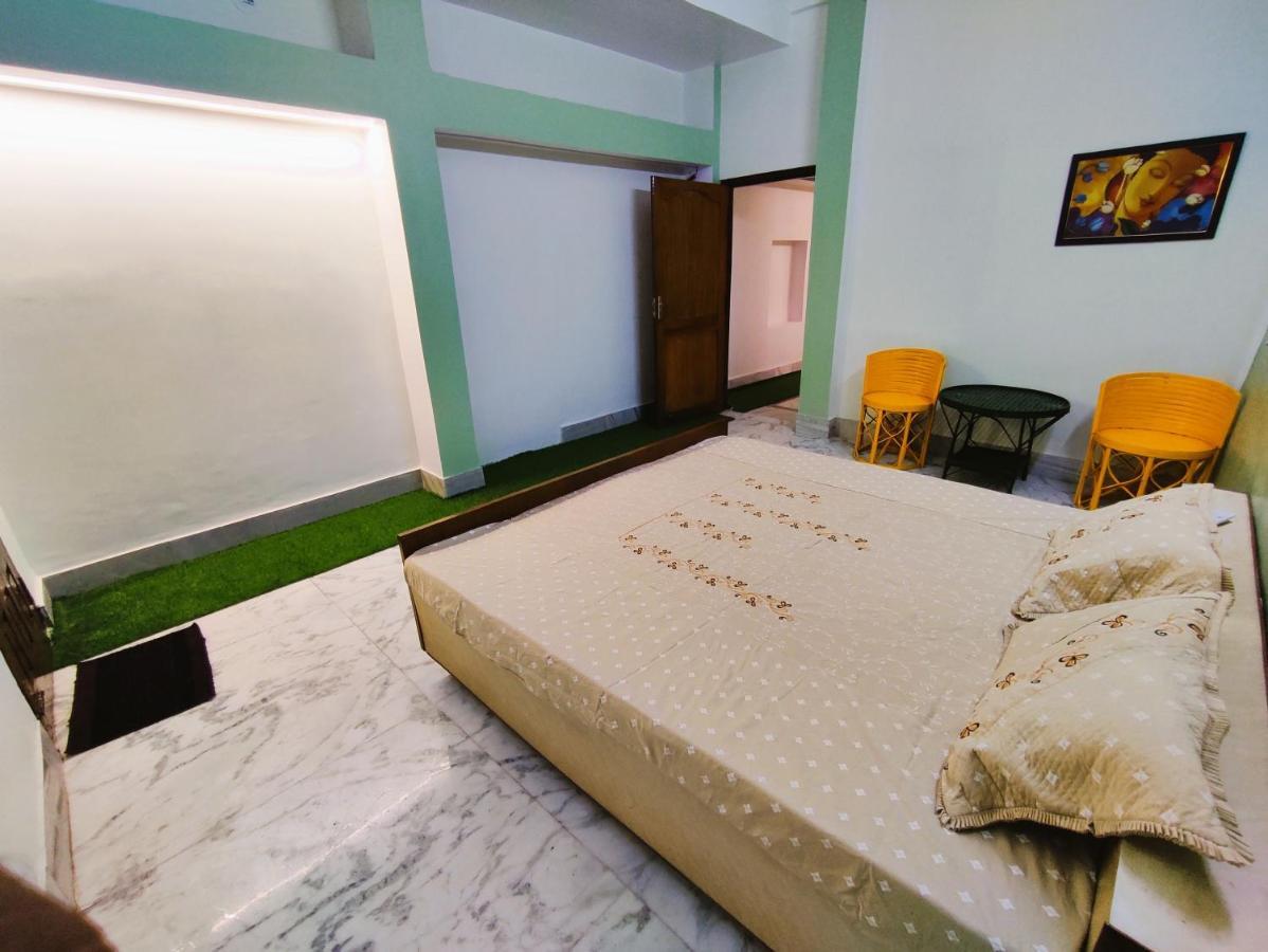 Yellow Homestay - Modern 2Bhk Ac Stay Jabalpur Eksteriør billede