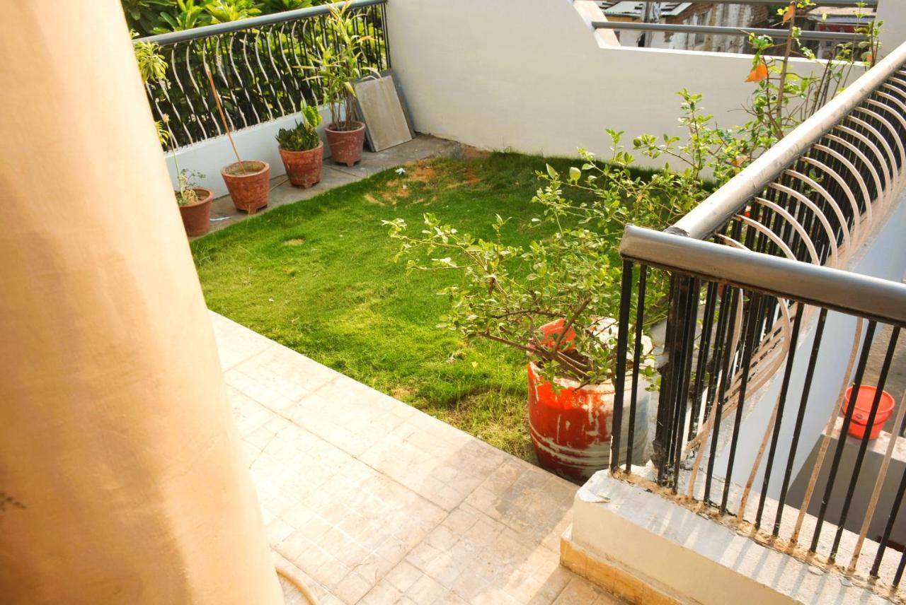 Yellow Homestay - Modern 2Bhk Ac Stay Jabalpur Eksteriør billede